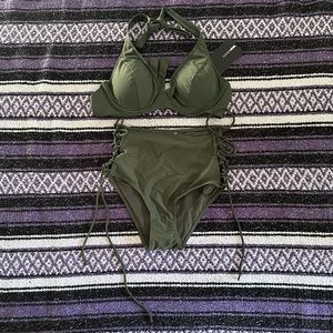 Bathing suit (2 piece)